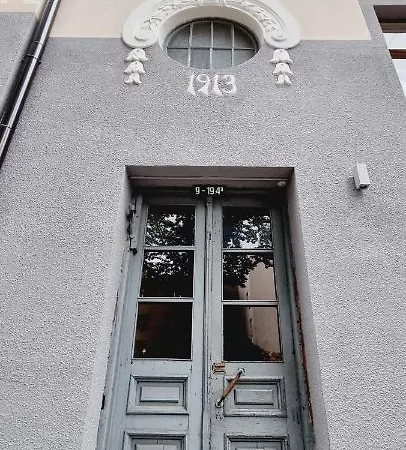 V311 Apartament *
